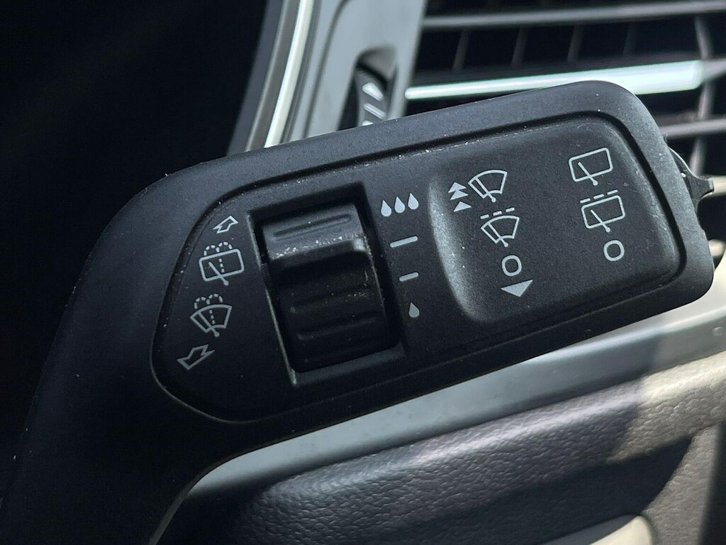 Ford Kuga St-line X Green #29