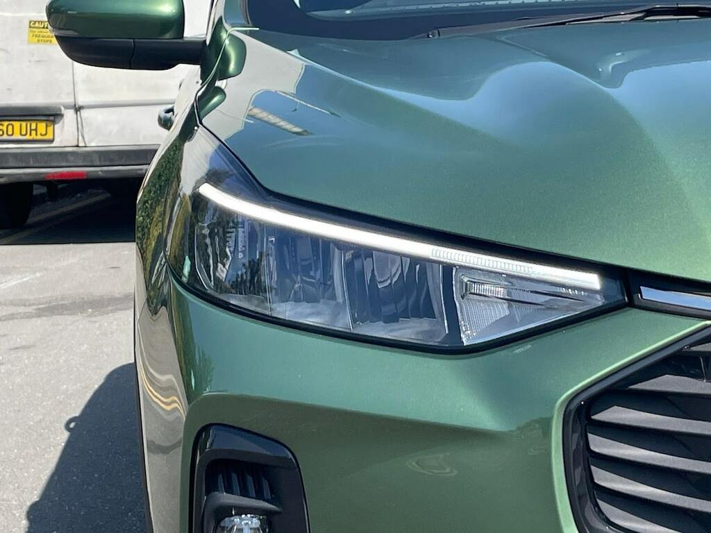 Ford Kuga St-line X Green #34