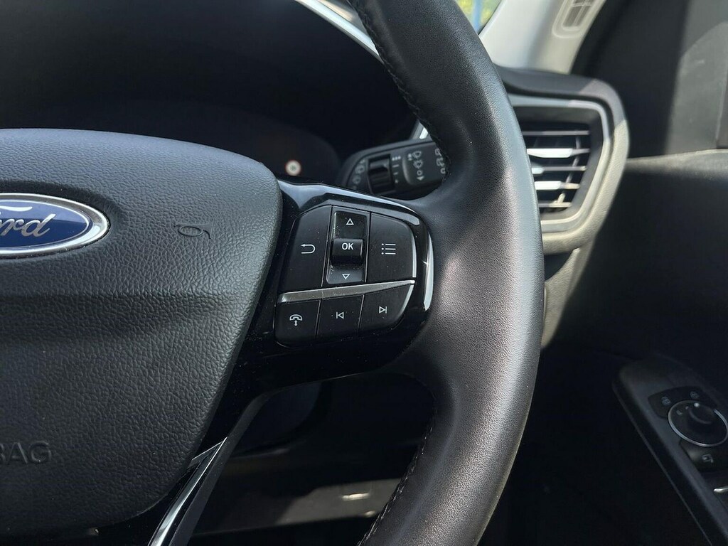 Ford Kuga St-line X Green #27