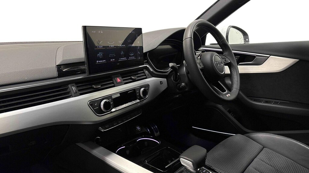 Audi A4 Avant 40 Tfsi 204 S Line S Tronic White #5