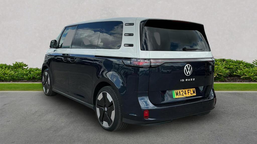 Volkswagen ID.Buzz Pro 77Kwh 1St Edition Mpv 204 P White #3