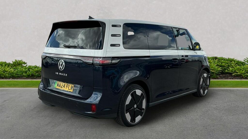 Volkswagen ID.Buzz Pro 77Kwh 1St Edition Mpv 204 P White #4