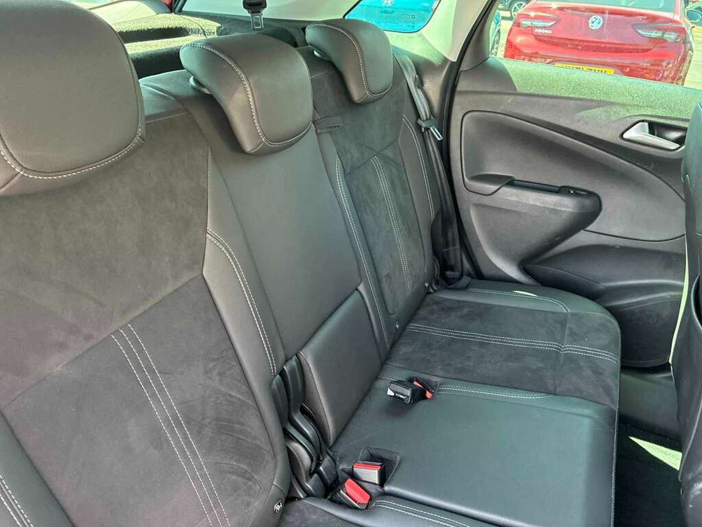 Vauxhall Crossland Ultimate Black #15