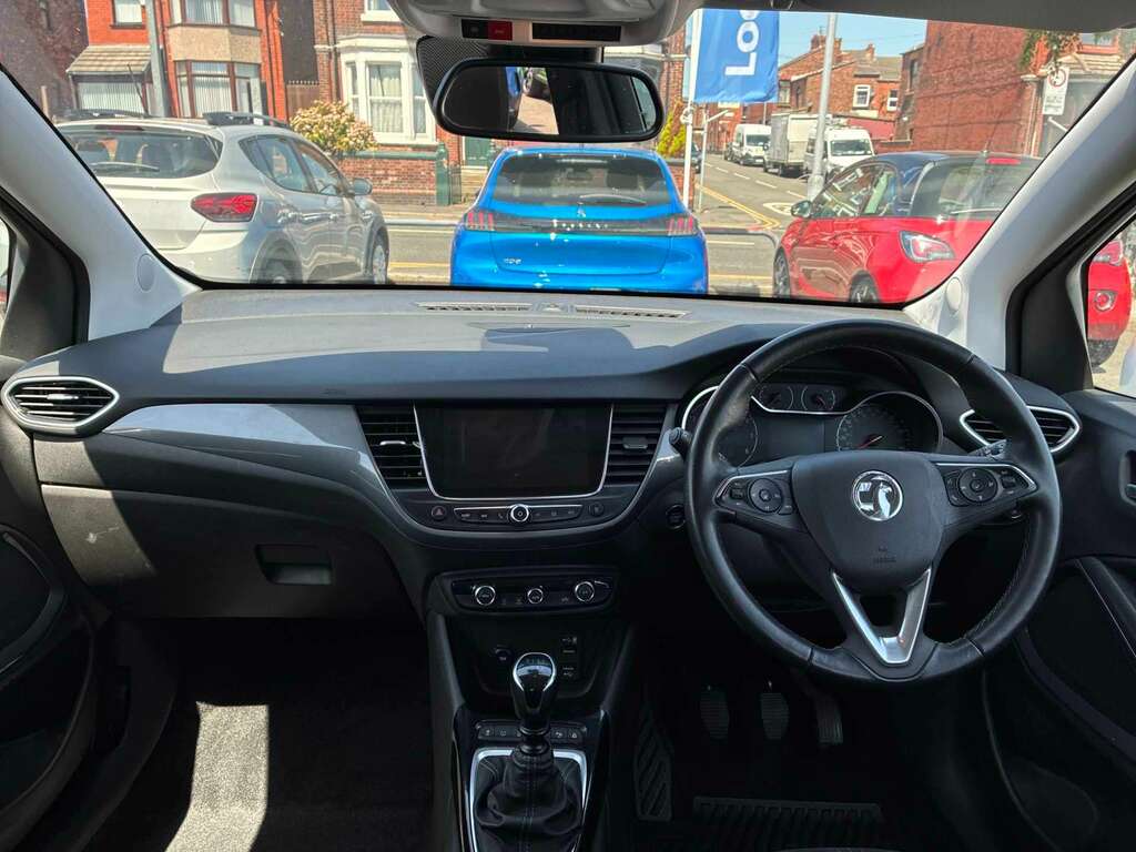 Vauxhall Crossland Ultimate Black #8
