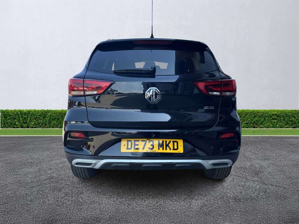 MG ZS Trophy Connect Long Range Silver #4