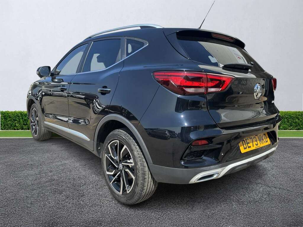 MG ZS Trophy Connect Long Range Silver #2