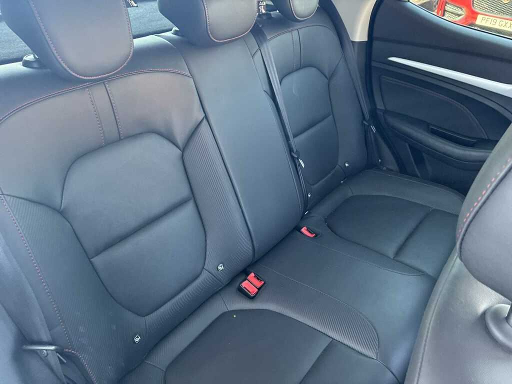 MG ZS Trophy Connect Long Range Silver #15