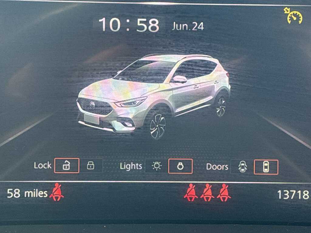 MG ZS Trophy Connect Long Range Silver #9