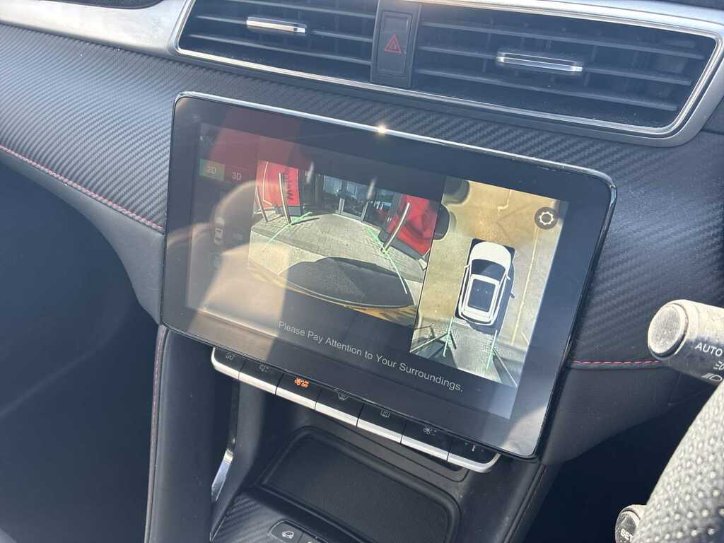 MG ZS Trophy Connect Long Range Silver #21