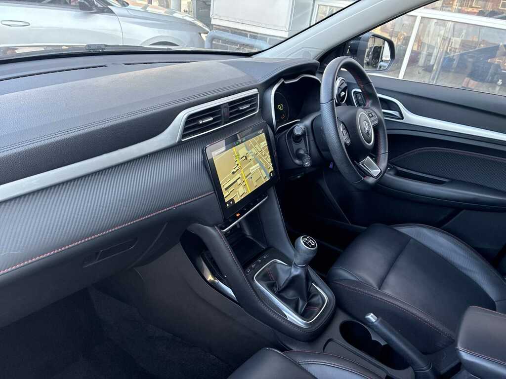 MG ZS Trophy Connect Long Range Silver #7