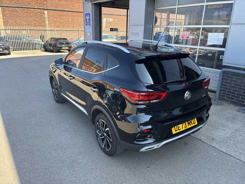 MG ZS Trophy Connect Long Range Silver #28