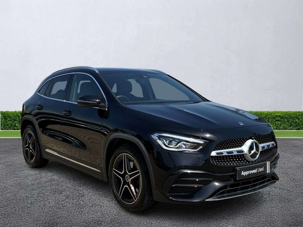 Mercedes-Benz GLA Class Gla 200 Amg Line Executive Black