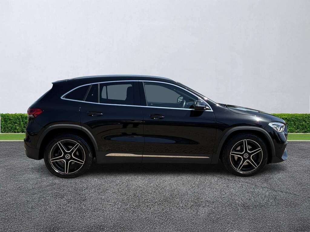 Mercedes-Benz GLA Class Gla 200 Amg Line Executive GL23VWV Black #3