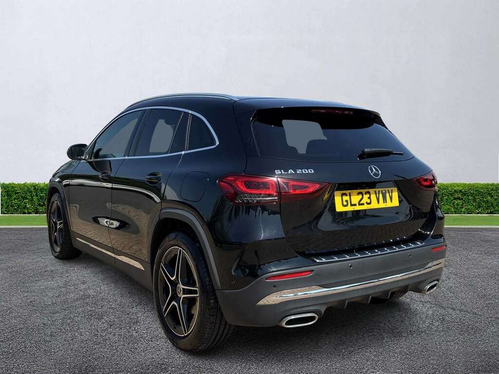 Mercedes-Benz GLA Class Gla 200 Amg Line Executive GL23VWV Black #2