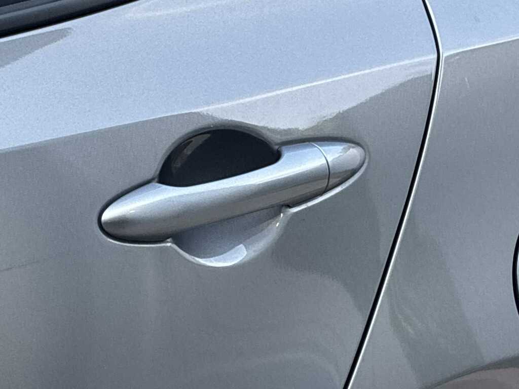 Kia Picanto Hatchback Black #28