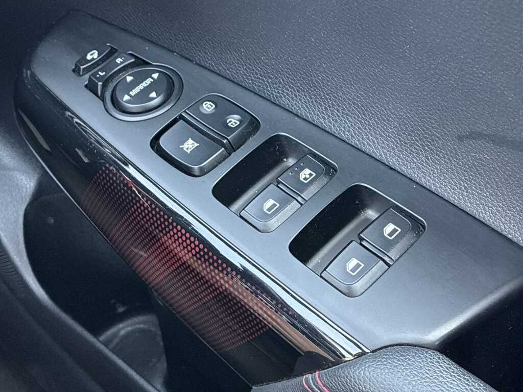 Kia Picanto Hatchback Black #20