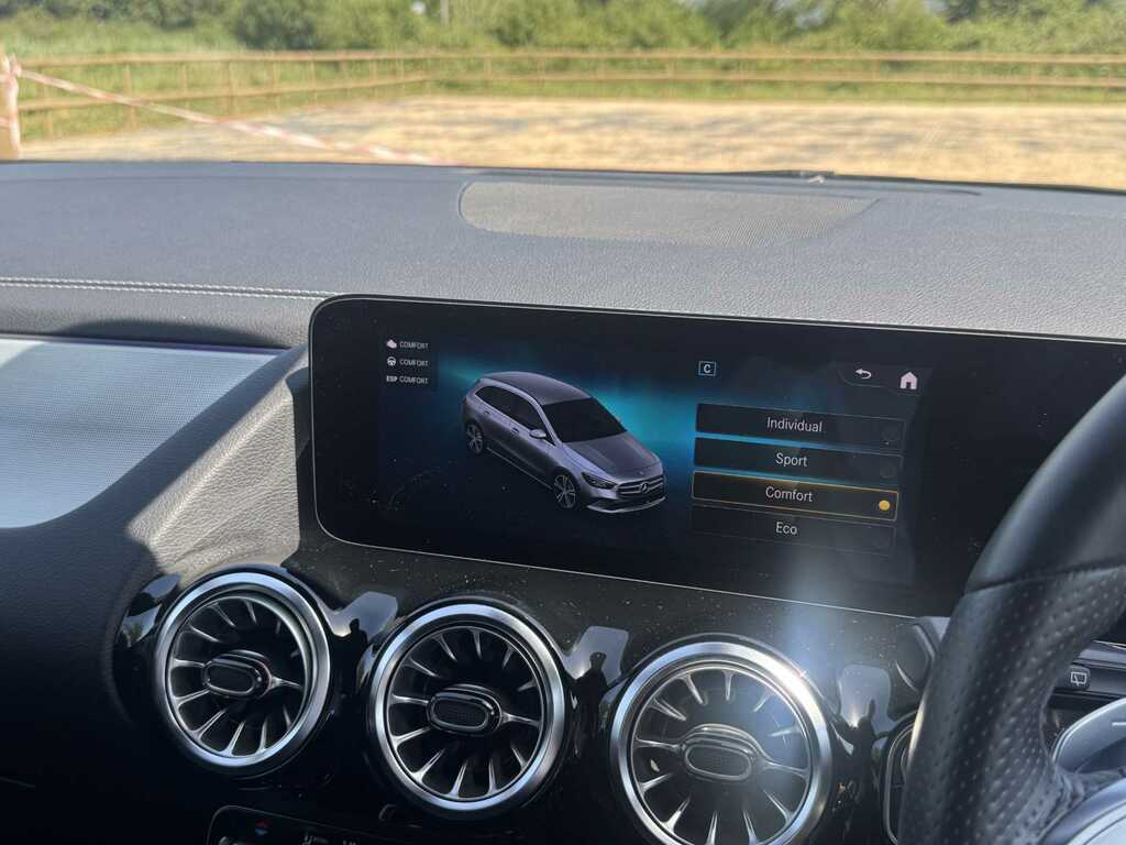 Mercedes-Benz B Class B 200 D  #36
