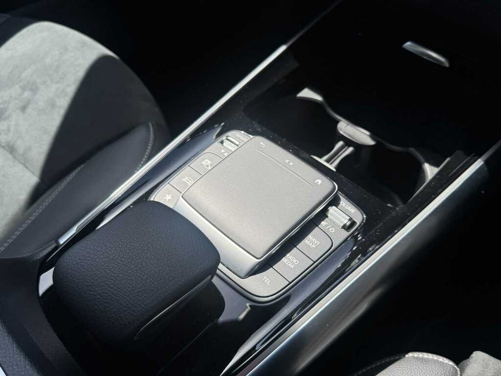 Mercedes-Benz B Class B 200 D  #31