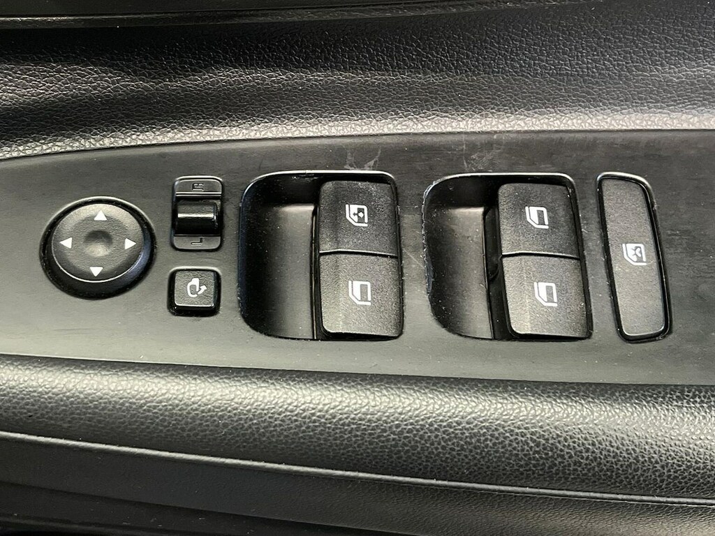 Hyundai Bayon Se Connect Grey #21