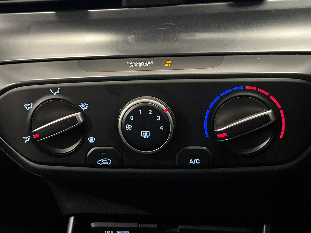 Hyundai Bayon Se Connect Grey #12