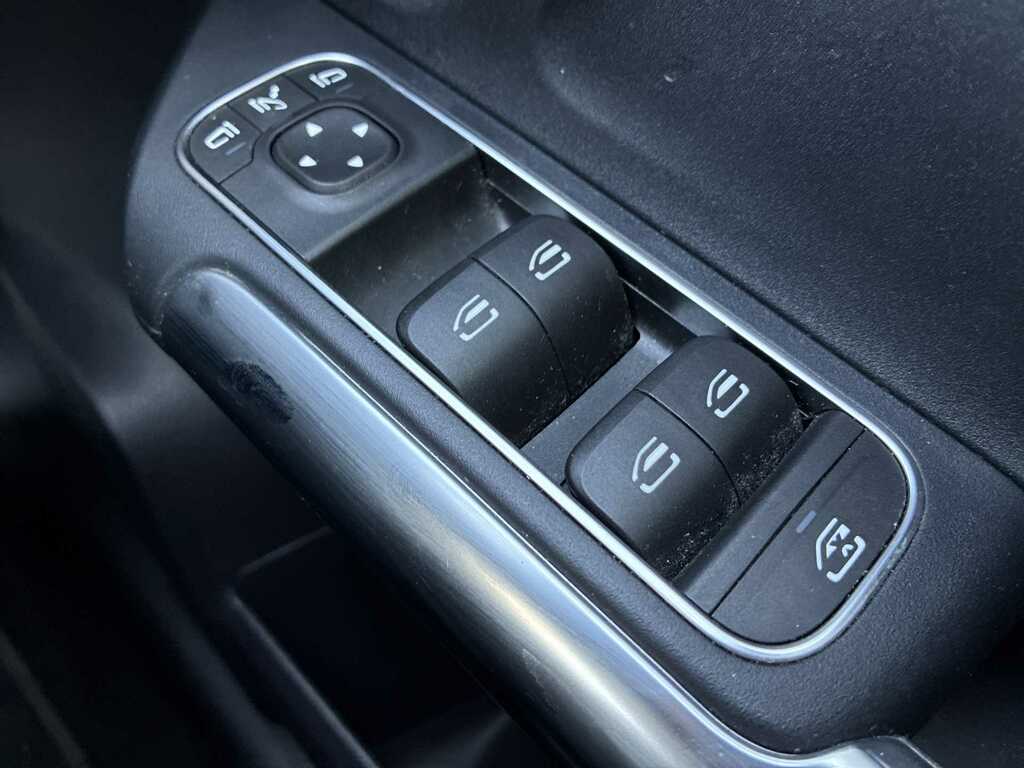 Mercedes-Benz EQA 2021 71 Eqa Blue #21
