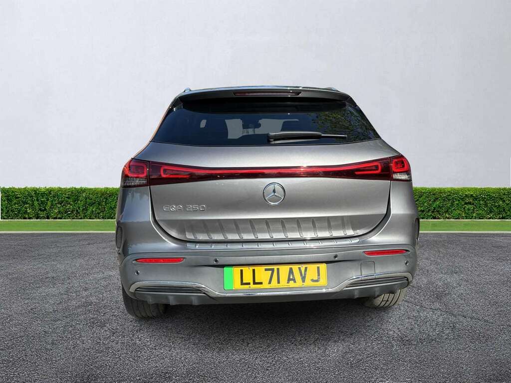 Mercedes-Benz EQA Eqa 250 140Kw Amg Line 66.5Kwh Grey #4