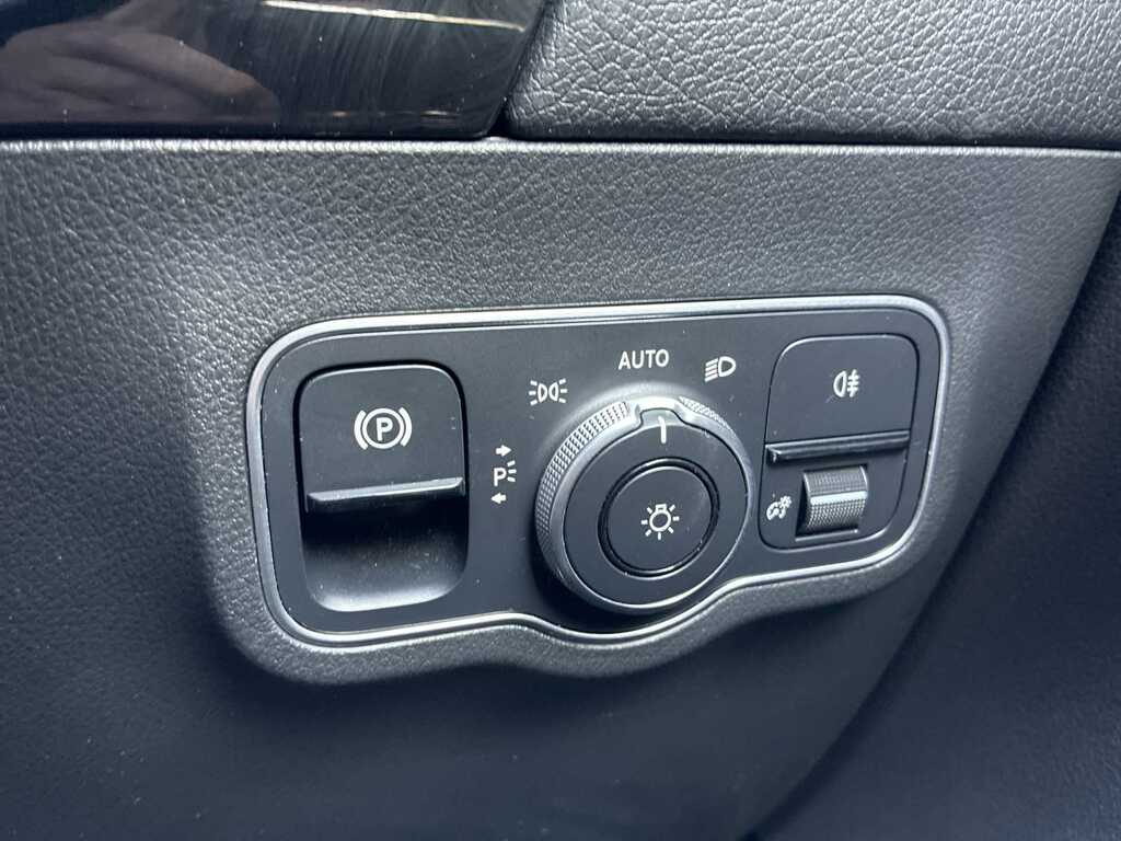 Mercedes-Benz EQA 2021 71 Eqa Blue #47