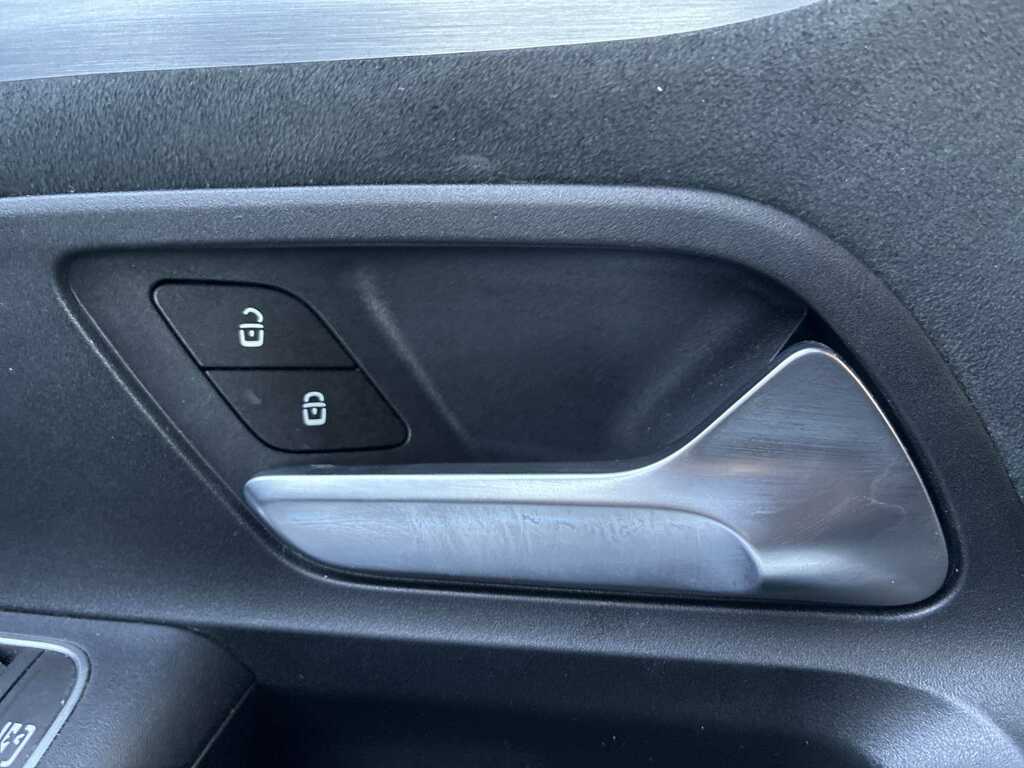 Mercedes-Benz EQA 2021 71 Eqa Blue #48