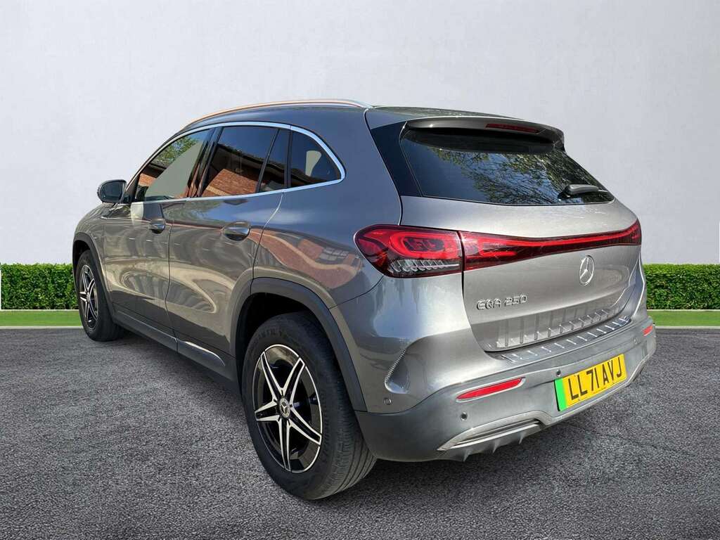 Mercedes-Benz EQA Eqa 250 140Kw Amg Line 66.5Kwh Grey #2