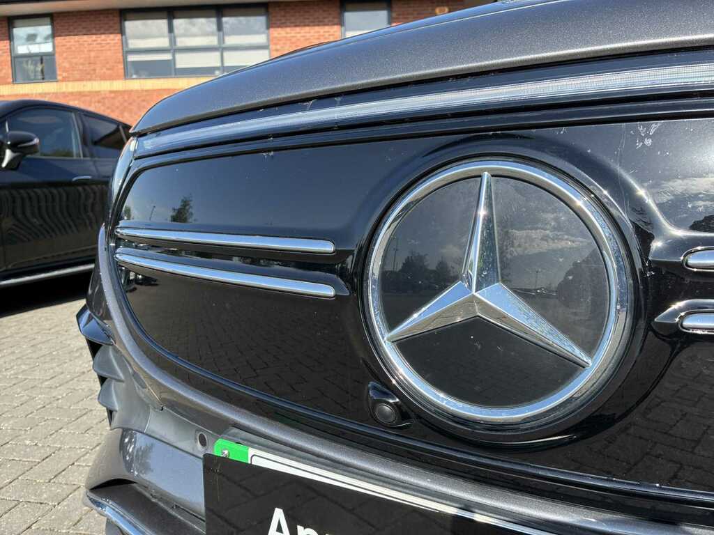 Mercedes-Benz EQA 2021 71 Eqa Blue #32