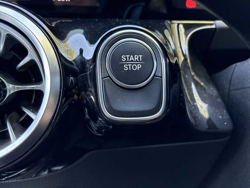 Mercedes-Benz EQA 2021 71 Eqa Blue #46
