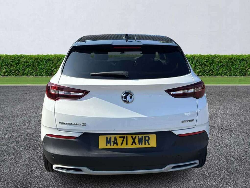 Vauxhall Grandland X 1.2 Turbo Sri Nav White #4