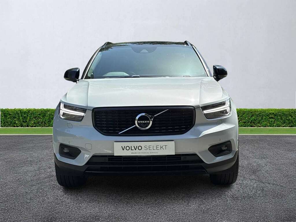Volvo XC40 2.0 D3 R Design Pro Silver #2