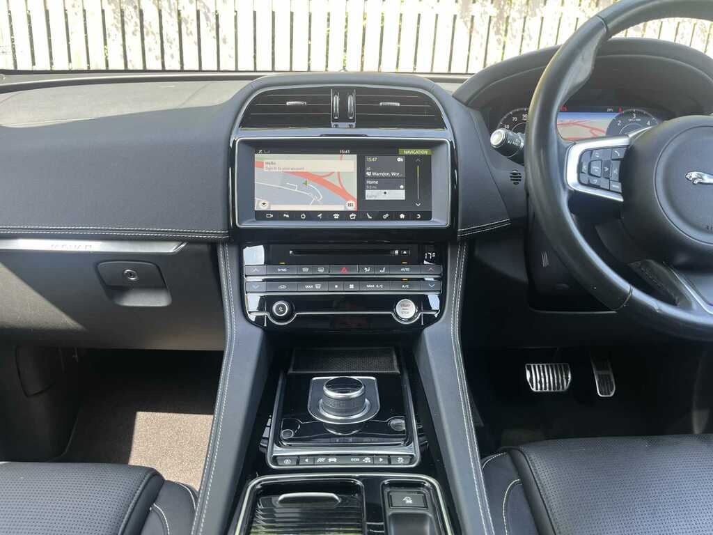 Jaguar F-Pace Diesel Grey #13