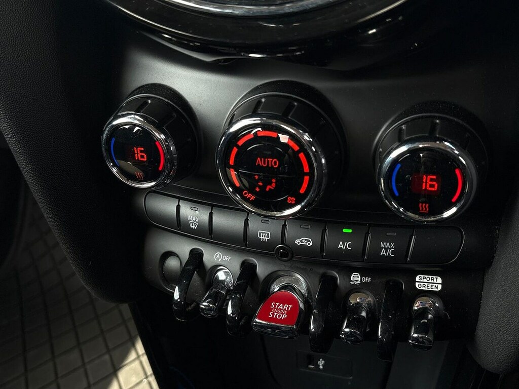 Mini Hatch 1.5 Cooper Hatchback Black #12