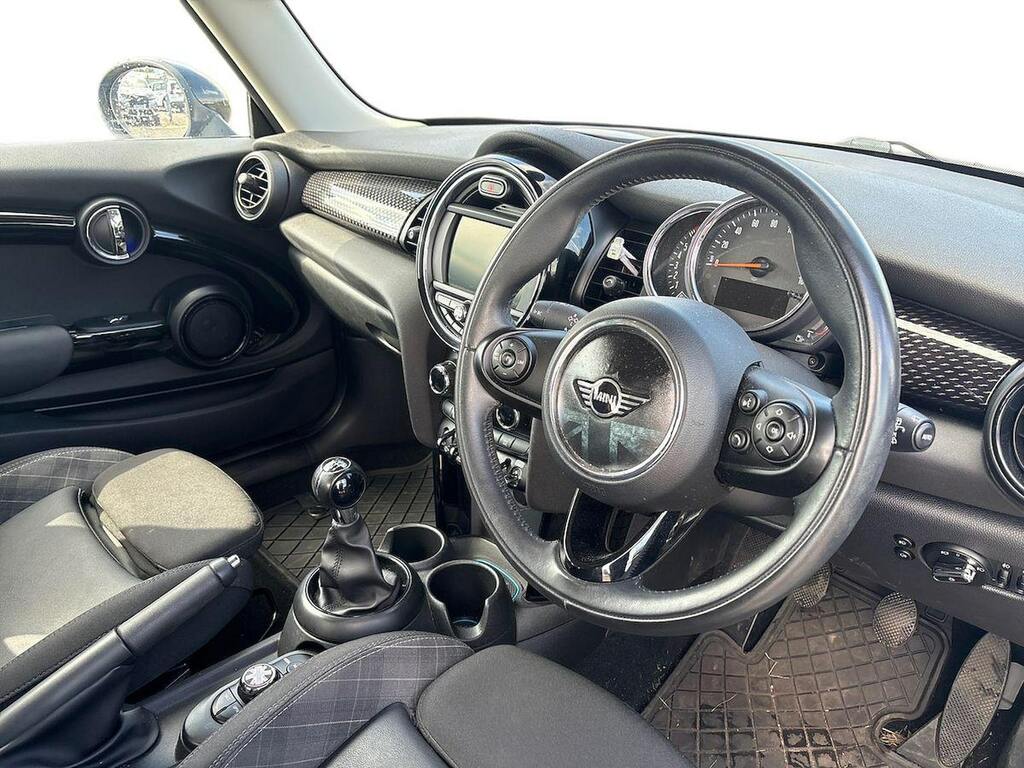 Mini Hatch 1.5 Cooper Hatchback Black #15