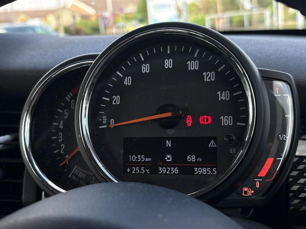 Mini Hatch 1.5 Cooper Hatchback Black #10