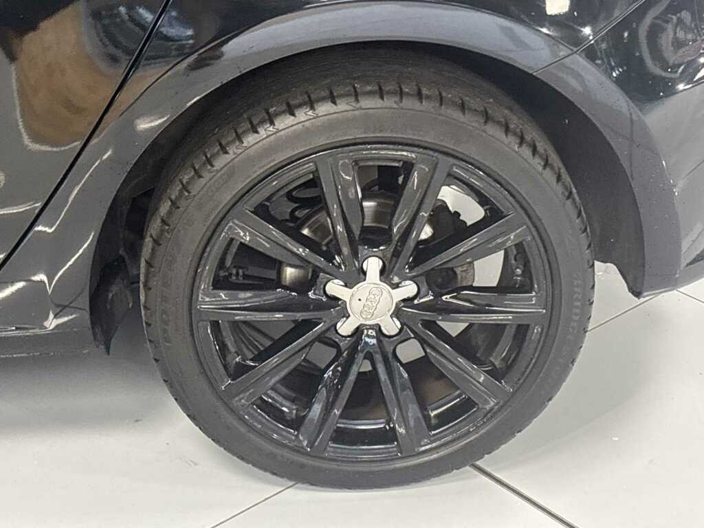 Audi A1 1.0 Tfsi Sport LK66UTW Black #6