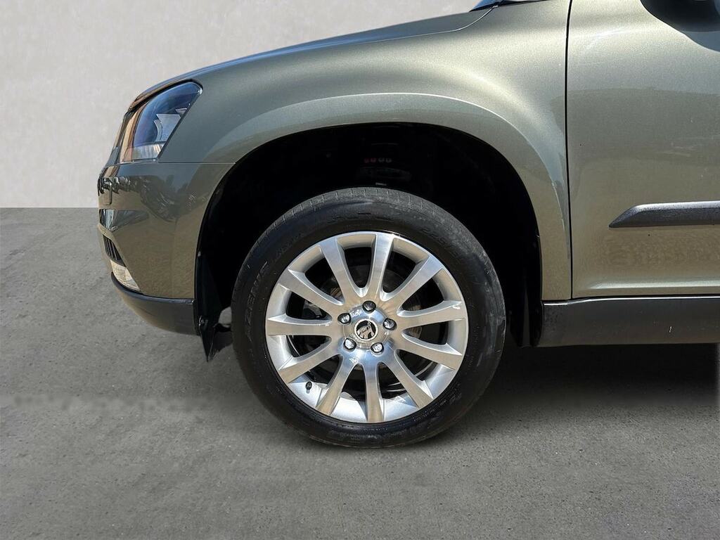 Skoda Yeti 1.2 Tsi Se Outdoor Euro 6 Ss Green #6