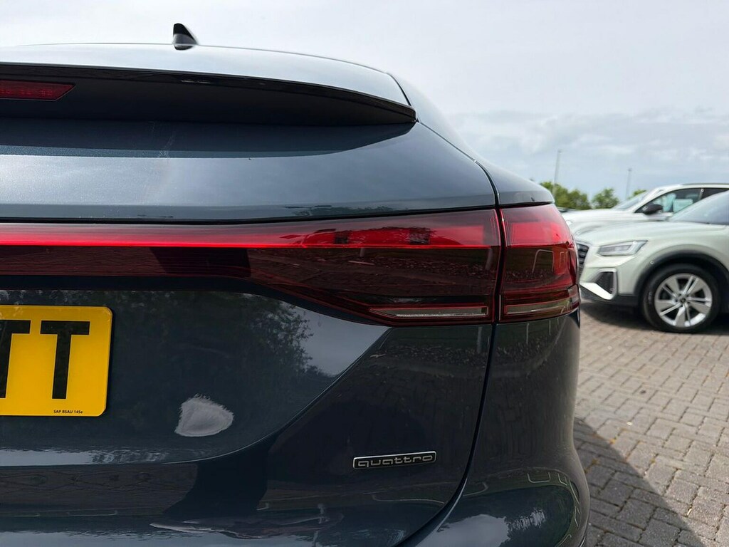 Audi Q6 E-Tron Q6 Suv Edition 1 E-tron Quattro 285,00 Kw Black #35