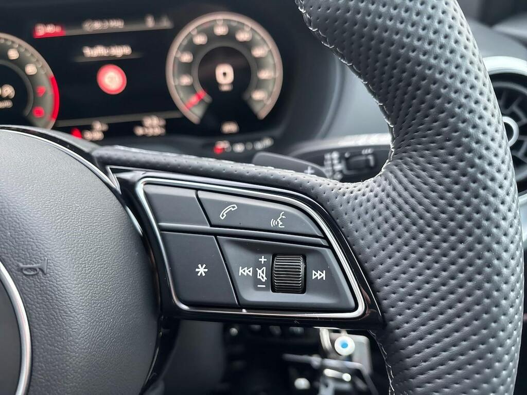 Audi Q2 30 Tfsi 116 S Line Grey #27