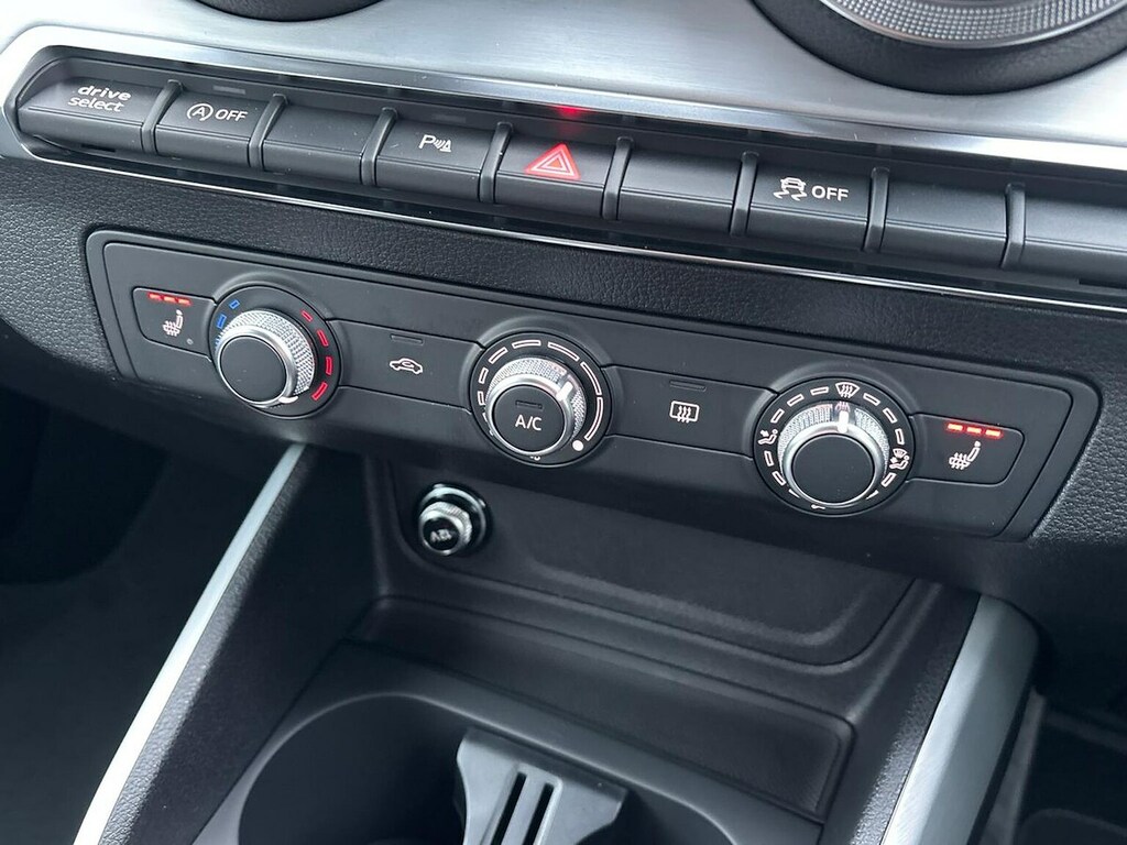 Audi Q2 30 Tfsi 116 S Line Grey #12