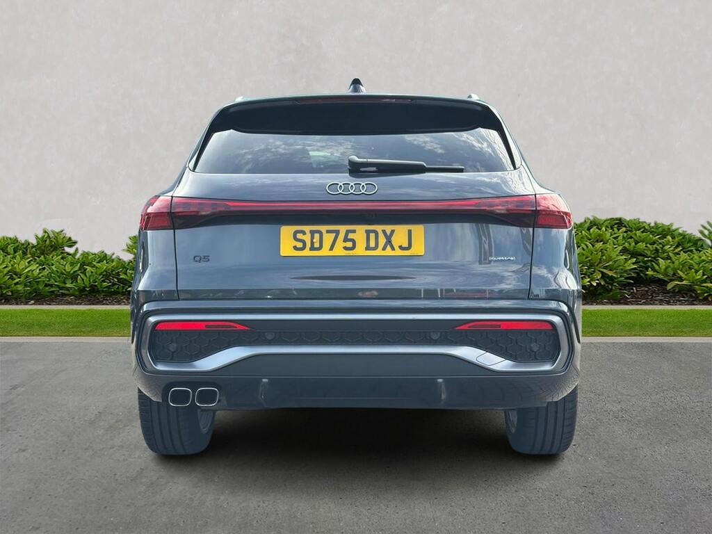 Audi Q5 50 Tfsi E Quattro Black Ed S Tronic Tech Pro Green #4