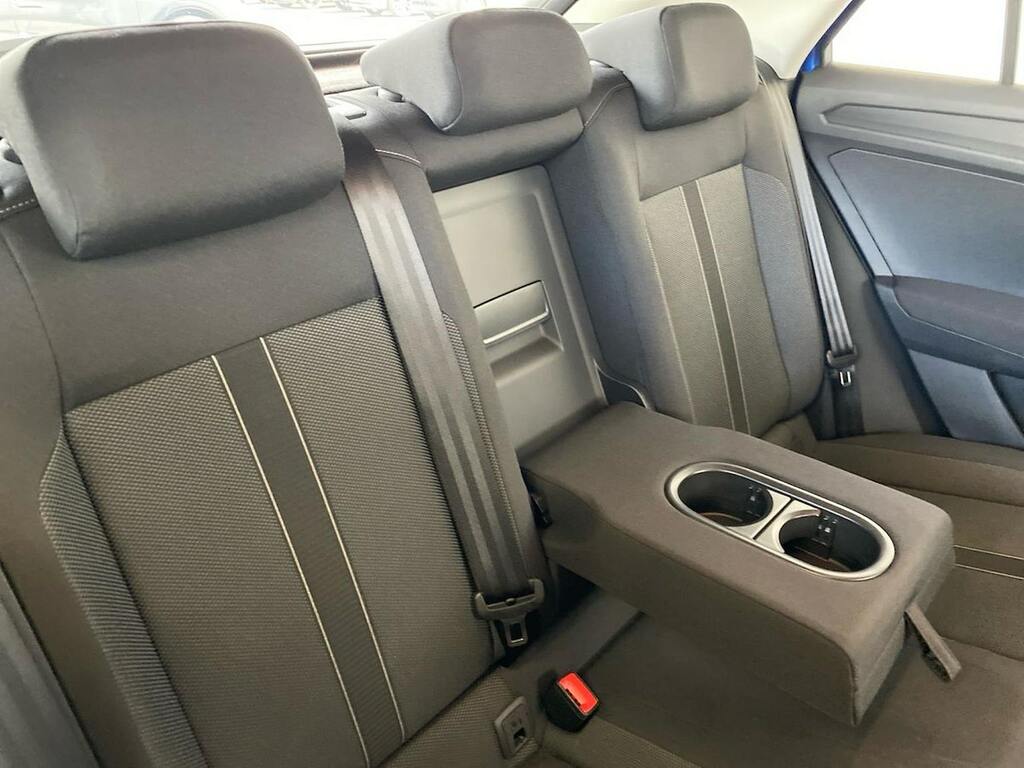 Volkswagen T-Roc R-line Black #16