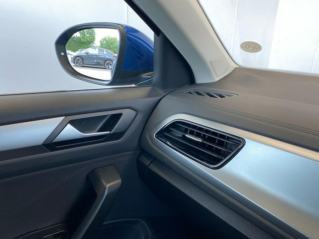 Volkswagen T-Roc R-line Black #31