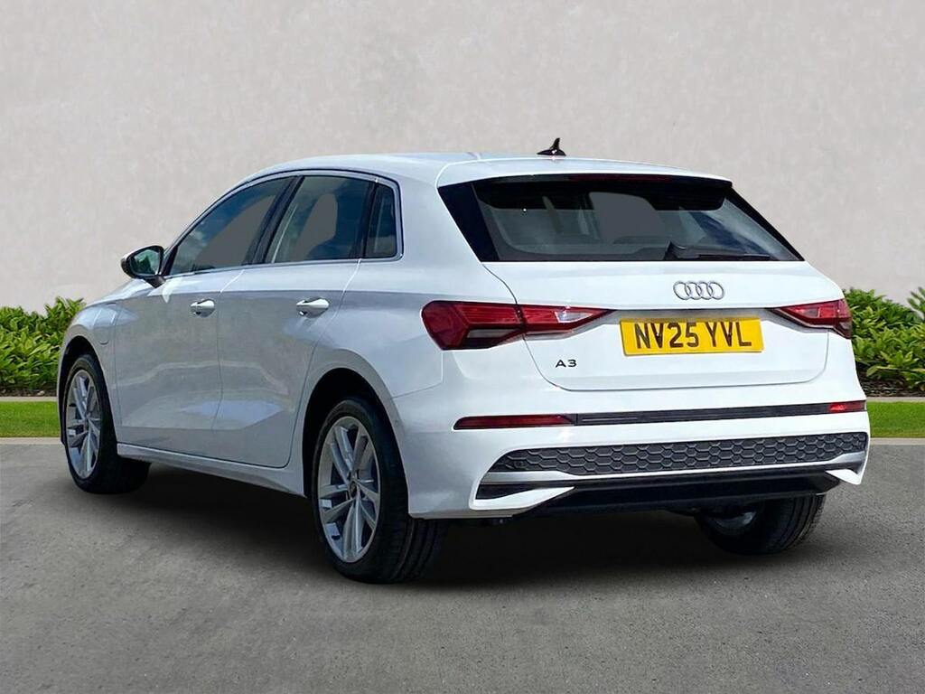 Audi A3 1.5 Tfsie 40 Sport Sportback Plug-in Hy White #2