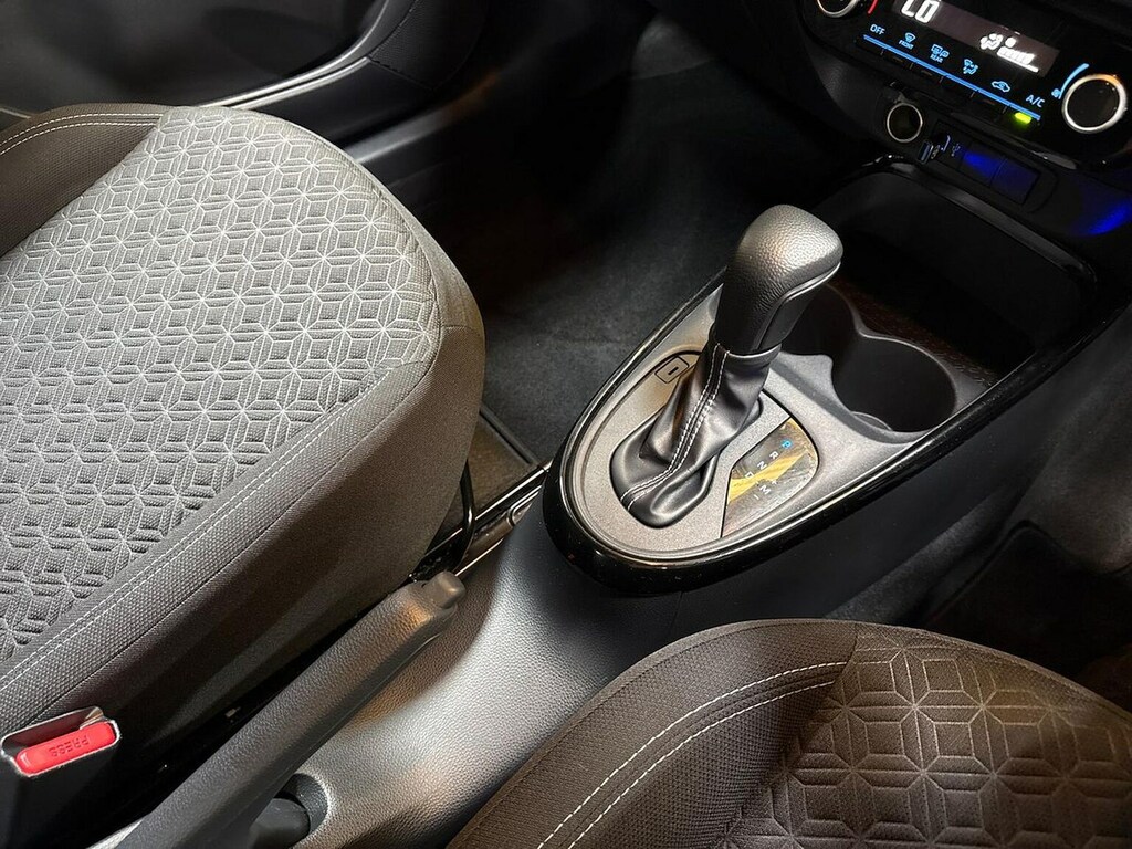 Toyota Aygo X Pure Automatic Black #13