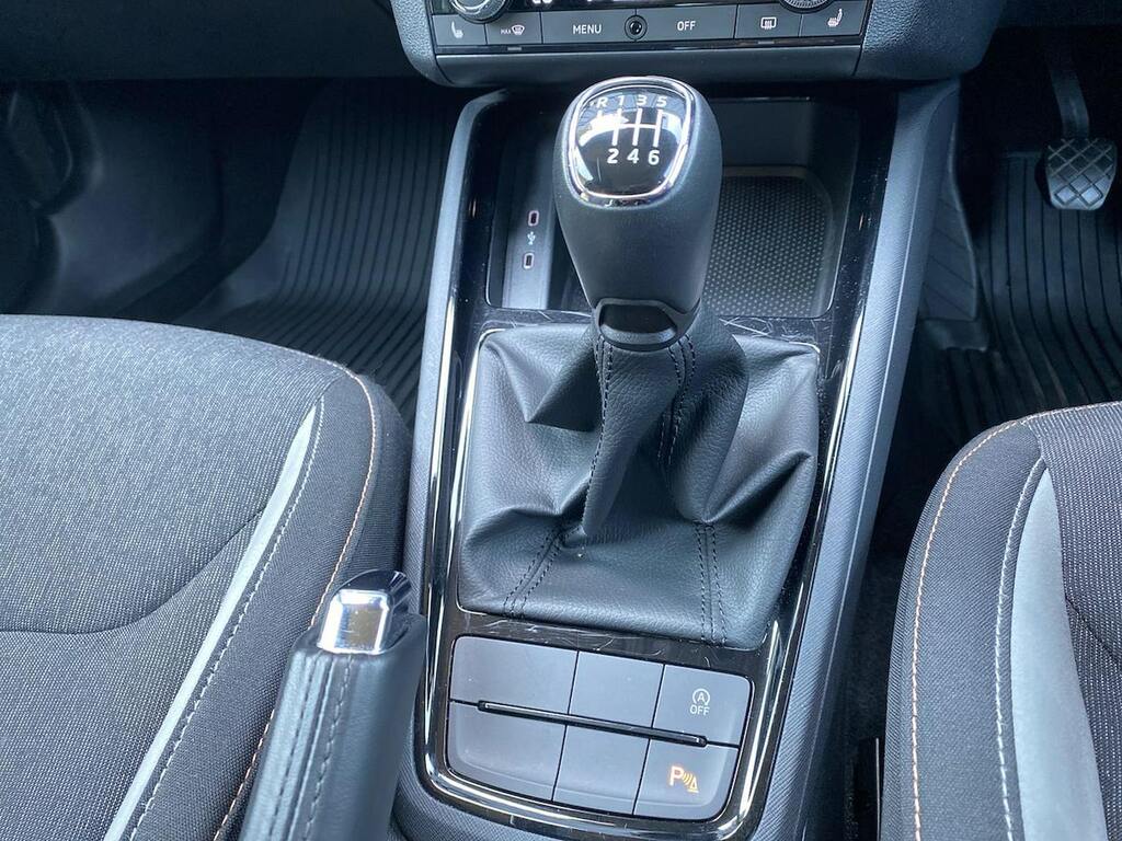Skoda Kamiq Se Grey #45
