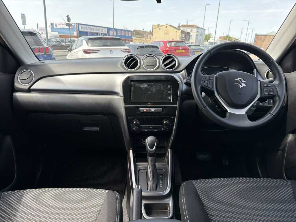 Suzuki Vitara Vitara Go Boosterjet Mhev White #8