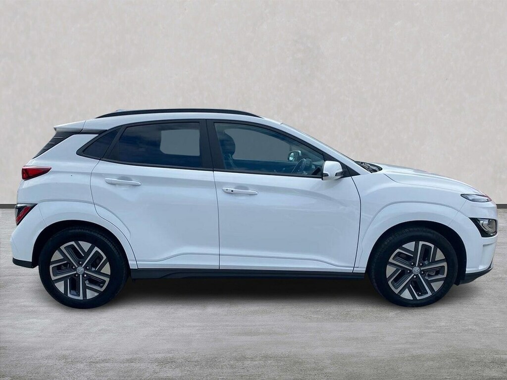 Hyundai Kona 64Kwh Premium Suv 10.5Kw Charge White #3